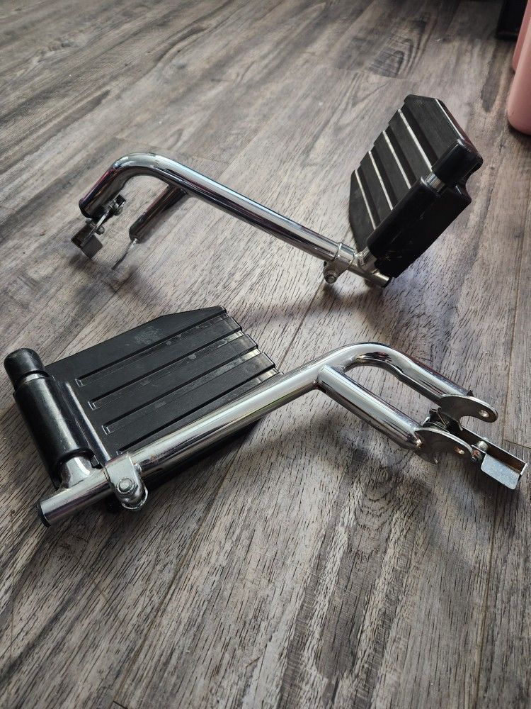 Wheelchair Footrests