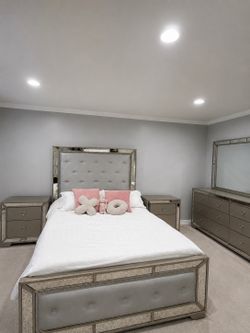 Bedroom set for sale