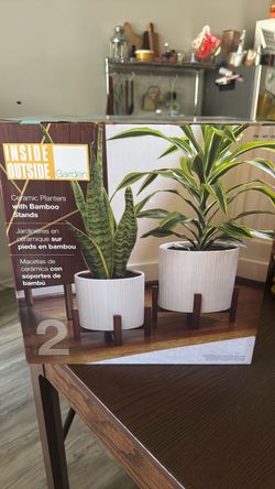 Ceramic Planters with Bamboo Stands White