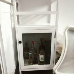 Helsley Bar with Wine Storage