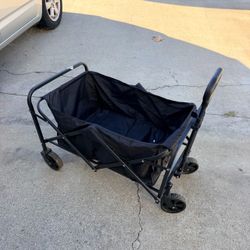 Small folding wagon with retractable handle
