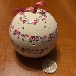 A Spice Pomander Scentomander Ornament 