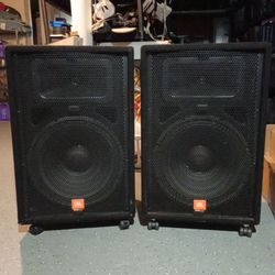JBL Soundfactor SF15 PA Speakers (Pair) - 15" Passive 1000W