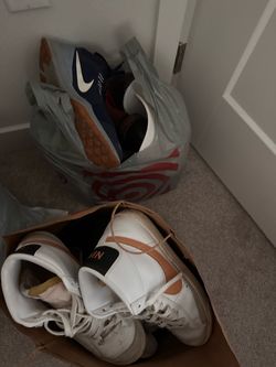 Bulk of Men’s clothes and shoes