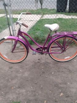 Schwinn 26-in Beach Cruiser In Good Shape
