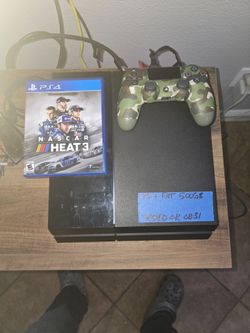 PS4 Fat 500GB with Controller and Game