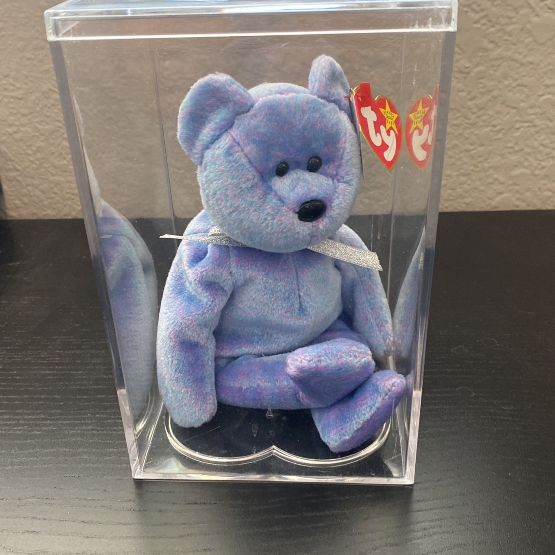Ty Beanie Baby March 9, 1999 Clubby 2
