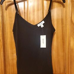 ON 34TH Women's Modal Camisole Size S Black

Product Details
Piece together the perfect look with ultra-soft camisole. Designed from plush modal with 