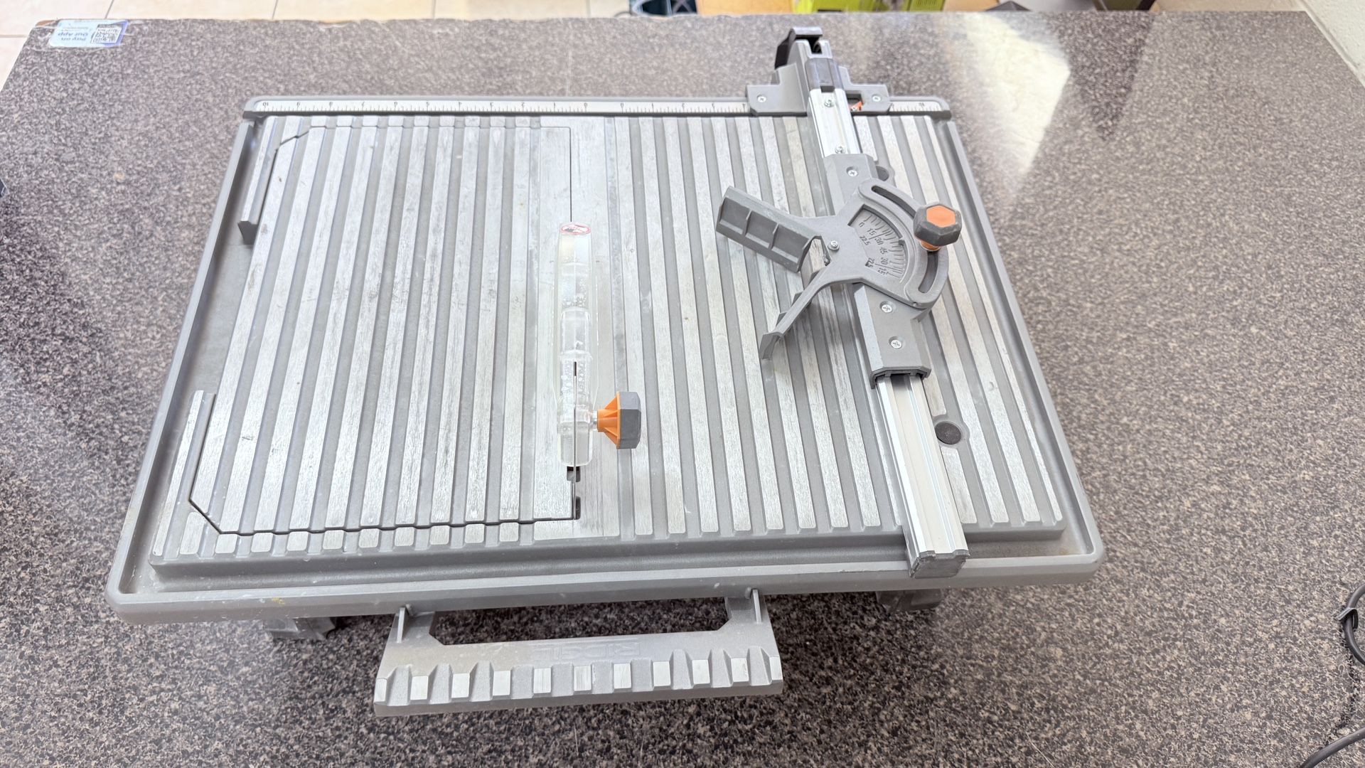 RIDGID 6.5-Amp 7 in. Blade Corded Table Top Wet Tile Saw