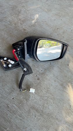 Nissan Kicks 20-22 left side rear view mirror