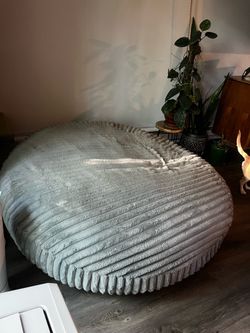 Huge lounger