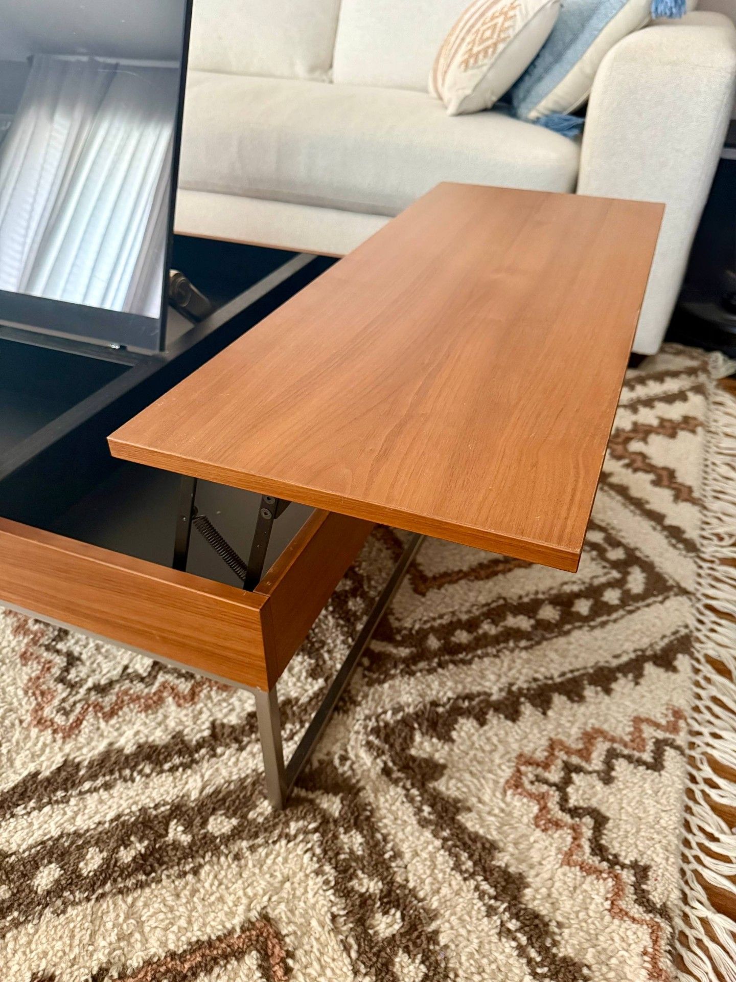BoConcept Chiva Coffee Table with Storage – Modern, Excellent