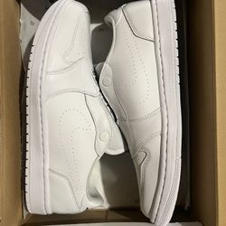 WMNS AIR JORDAN 1 RET LOW SLIP