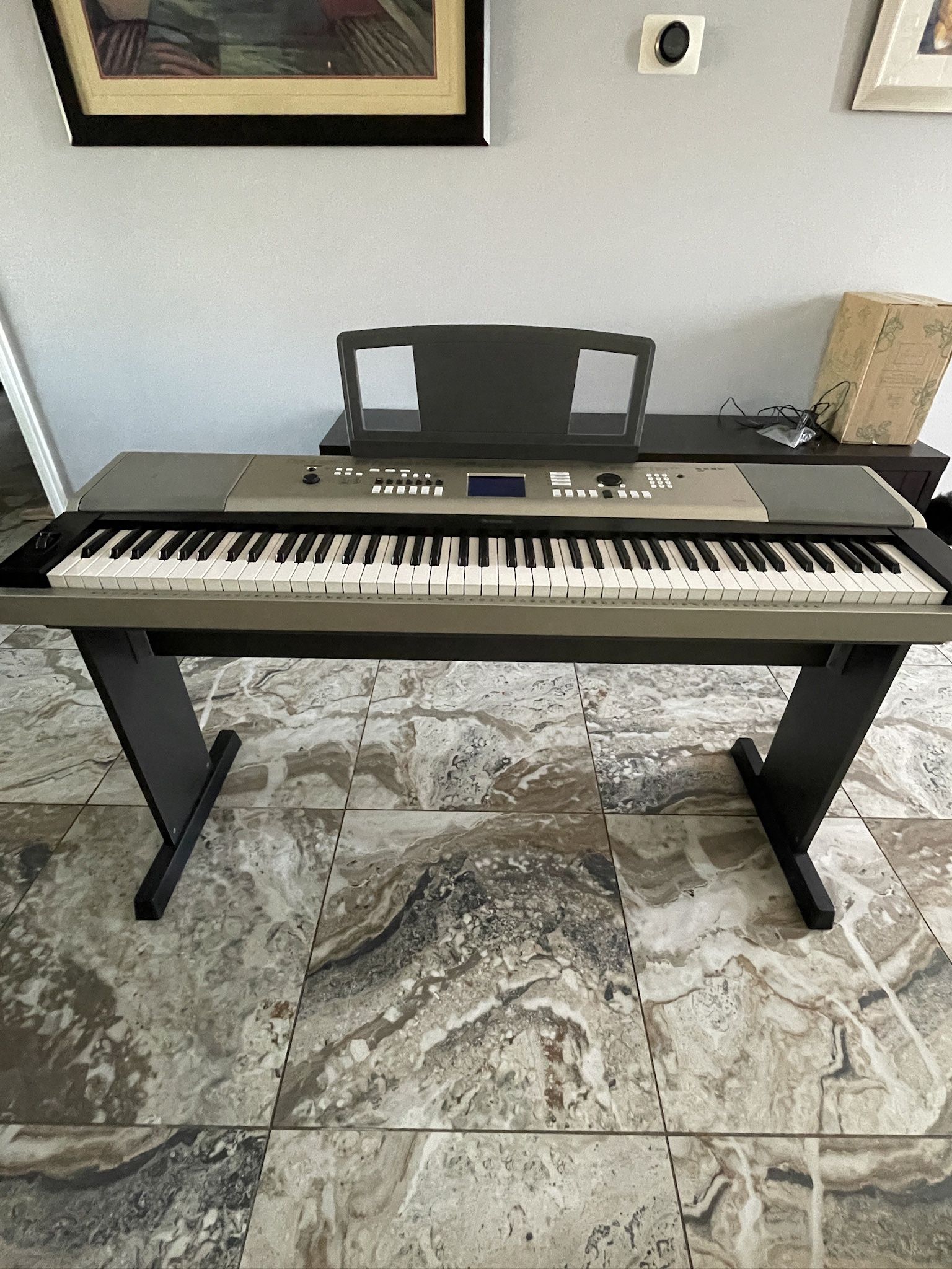 Yamaha YPG-535 Key Portable Grand Piano