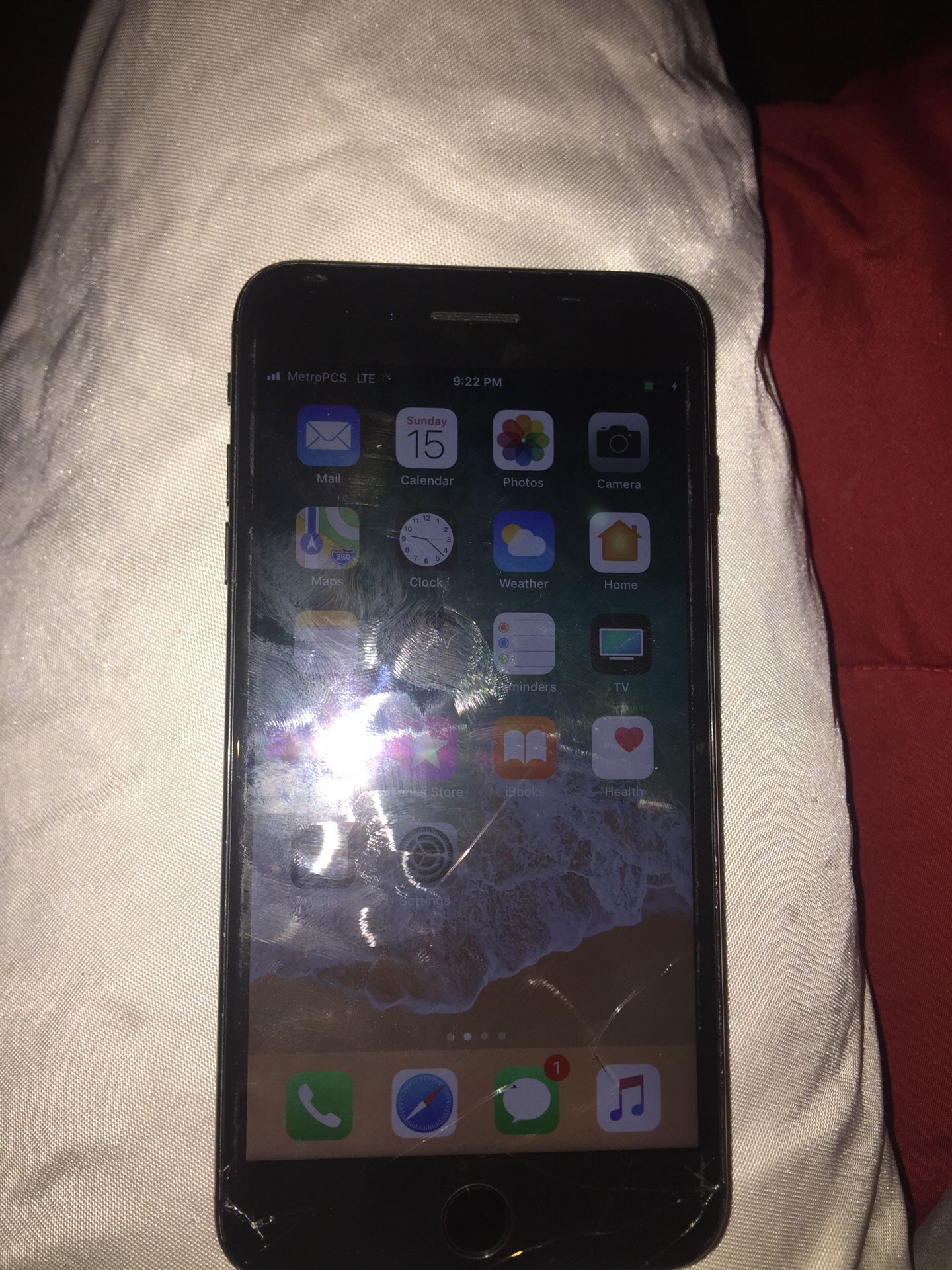 iPhone 7 Plus for sale $600
