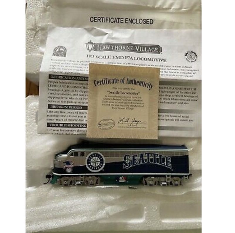 Hawthorne Village; 2004 Seattle Mariners express illuminated train Collection