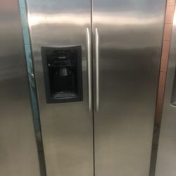 Stainless Side By Side Refrigerator 