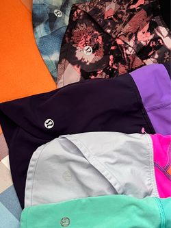 Lululemon talla 4 $15 cada uno