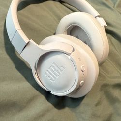 JBL Headphones New 