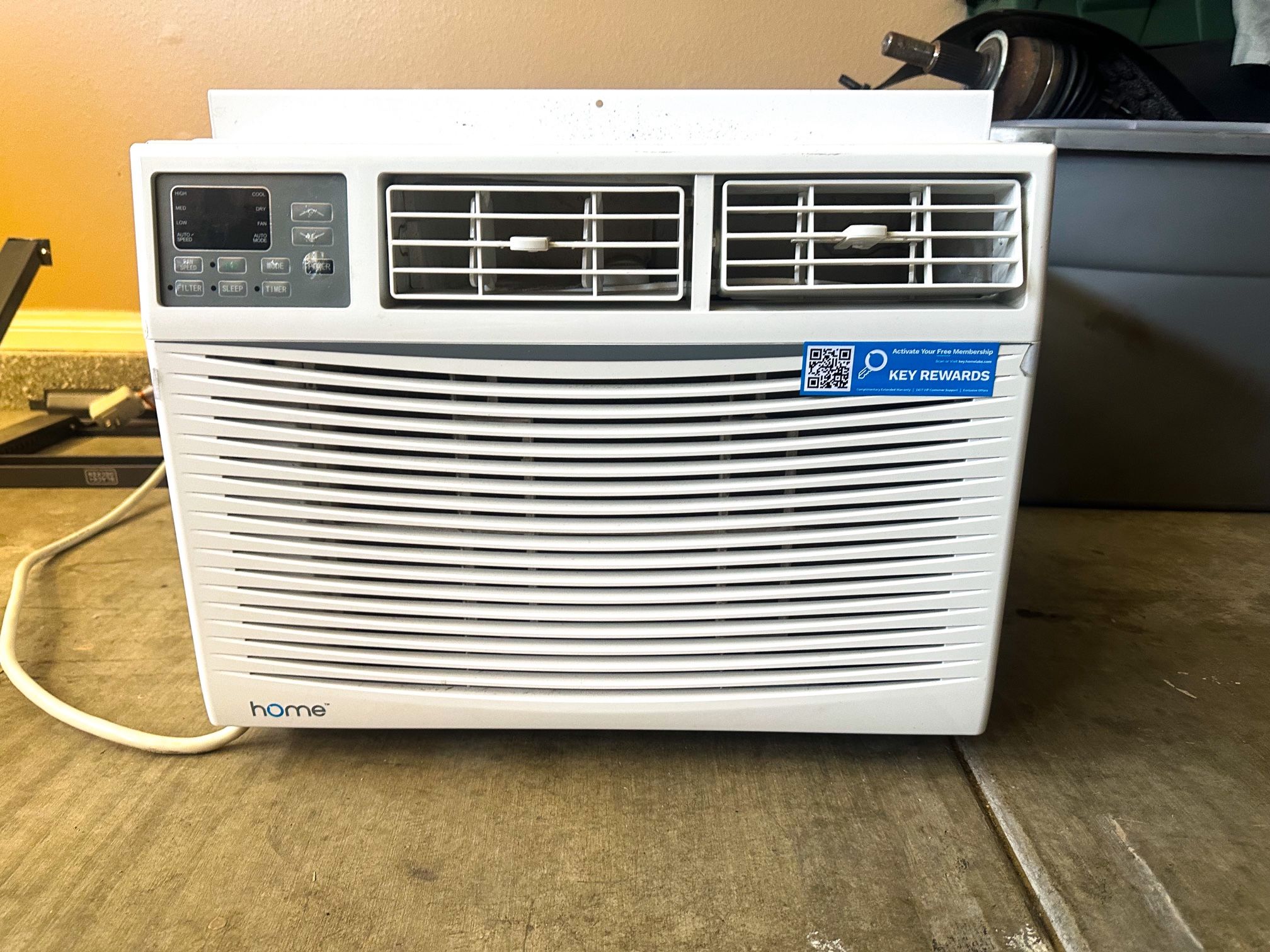 Homelabs AC + Black & Decker Window Supporter