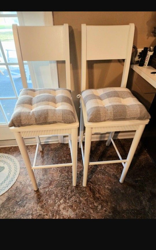 White Bar Stools