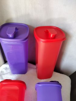 Aqua fresh Tupperware $13 Cada Uno 