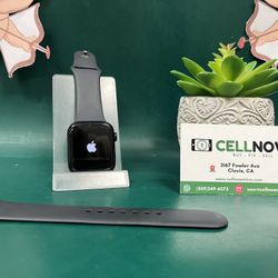 Apple Watch Series Se Second Gen 44 Mm Wi-Fi