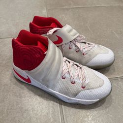Kyrie 2 Basketball Shoes Size 6Y