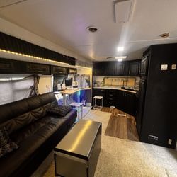 2009 JAYCO EAGLE 35’