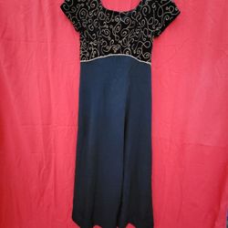 long choir dress's, many sizes , see all photos READ POST FOR DETAILS