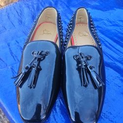 CHRISTIAN LOUBOUTIN BLACK PATENT LEATHER LADIES SPIKED FLATS SIZE 10