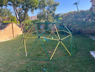Geodome Climber with Swing