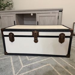 White Chest / Coffee Table 