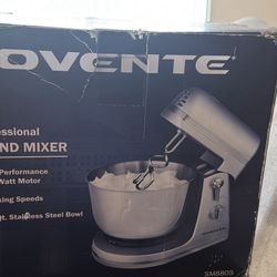 Stand mixer