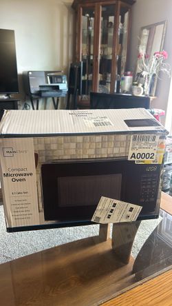 Mainstays Compact Microwave Oven