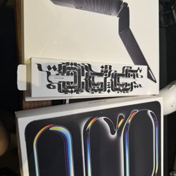 Apple iPad Pro 11 M4 2024 1TB with Apple Pencil Pro and Magic Keyboard