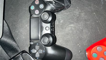PS4 controller