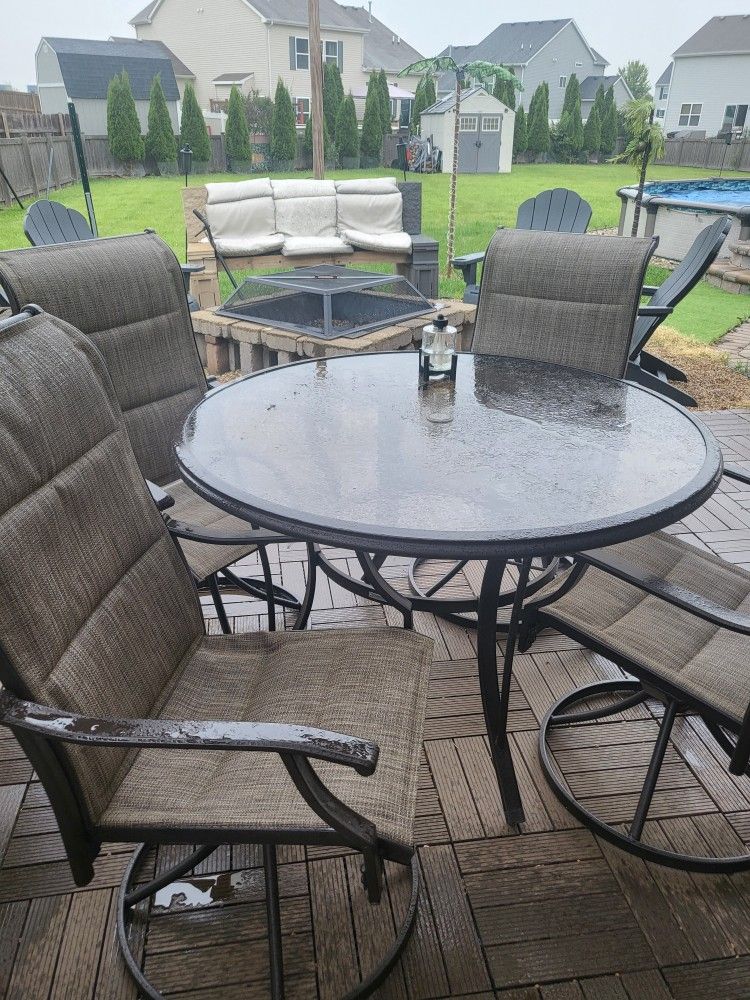 Patio Furniture 
