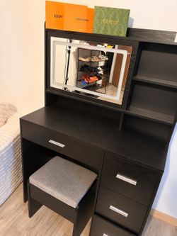 Black vanity