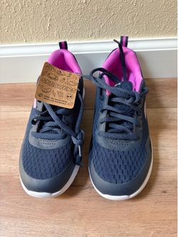 Skechers girls shoes size 2