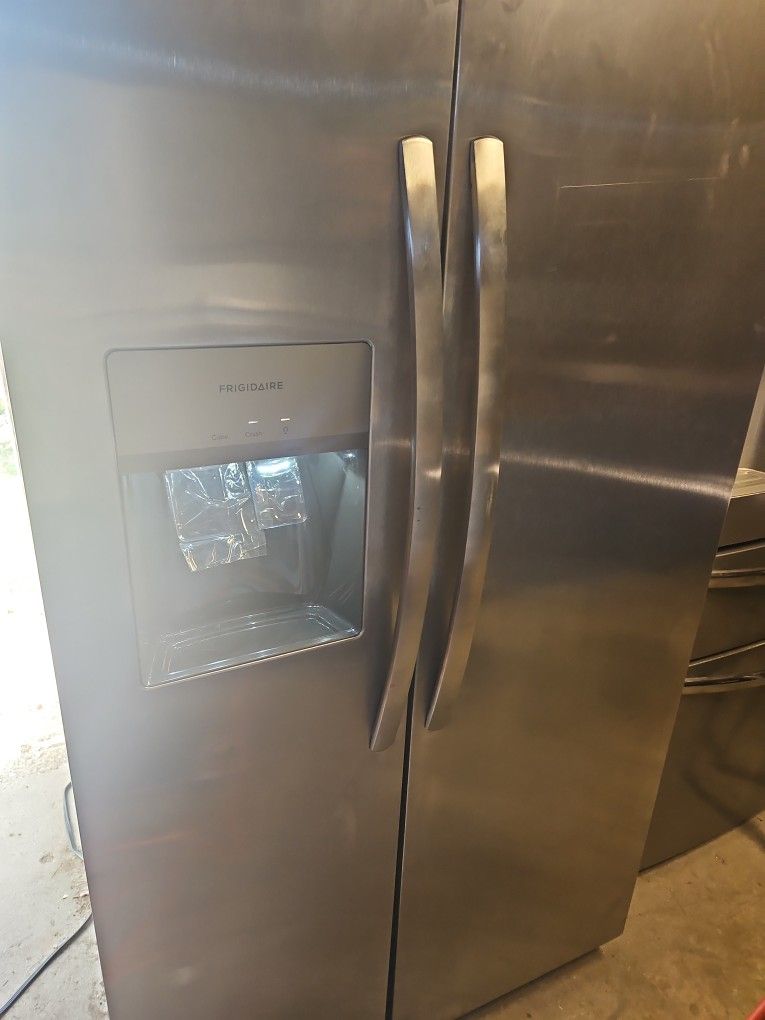 Stainless Steel Frigidaire Side By Side