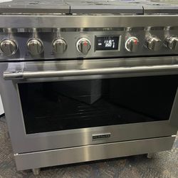 2024 Frigidaire 36” gas Range Stainless steel
