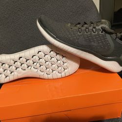 NIKE FREE RN 2018 Men’s 7.5