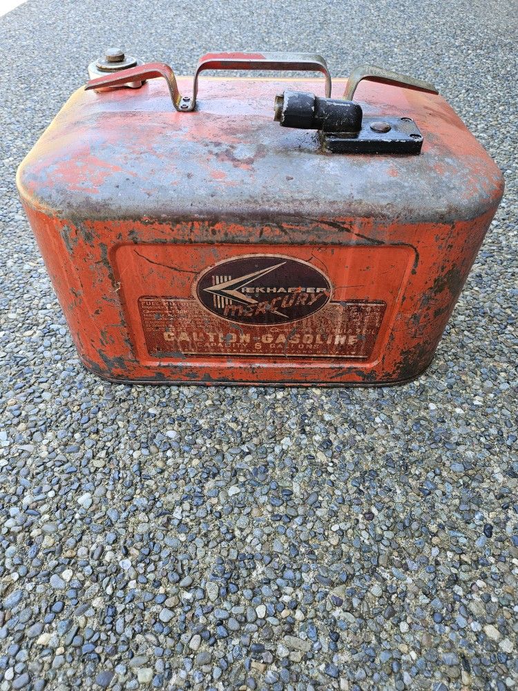 Mercury 6 Gallon Fuel Tank $50