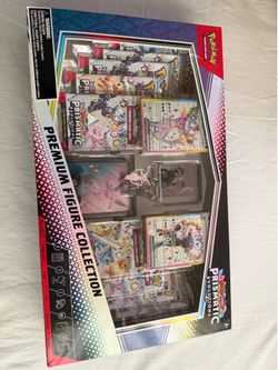 Prismatic Evolutions Premium Figure Collection Pokemon TCG