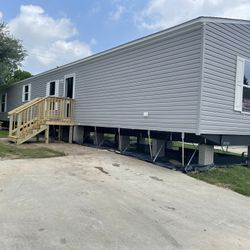 MOBILE HOME FOR SALE HERE NOW !! 