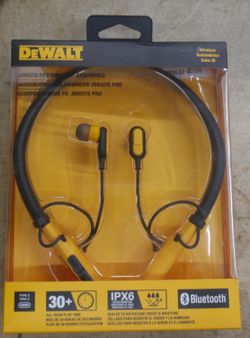 Dewalt Jobsite Pro Wireless Earphones DXMA1902091A NEW . F(contact info removed)0.