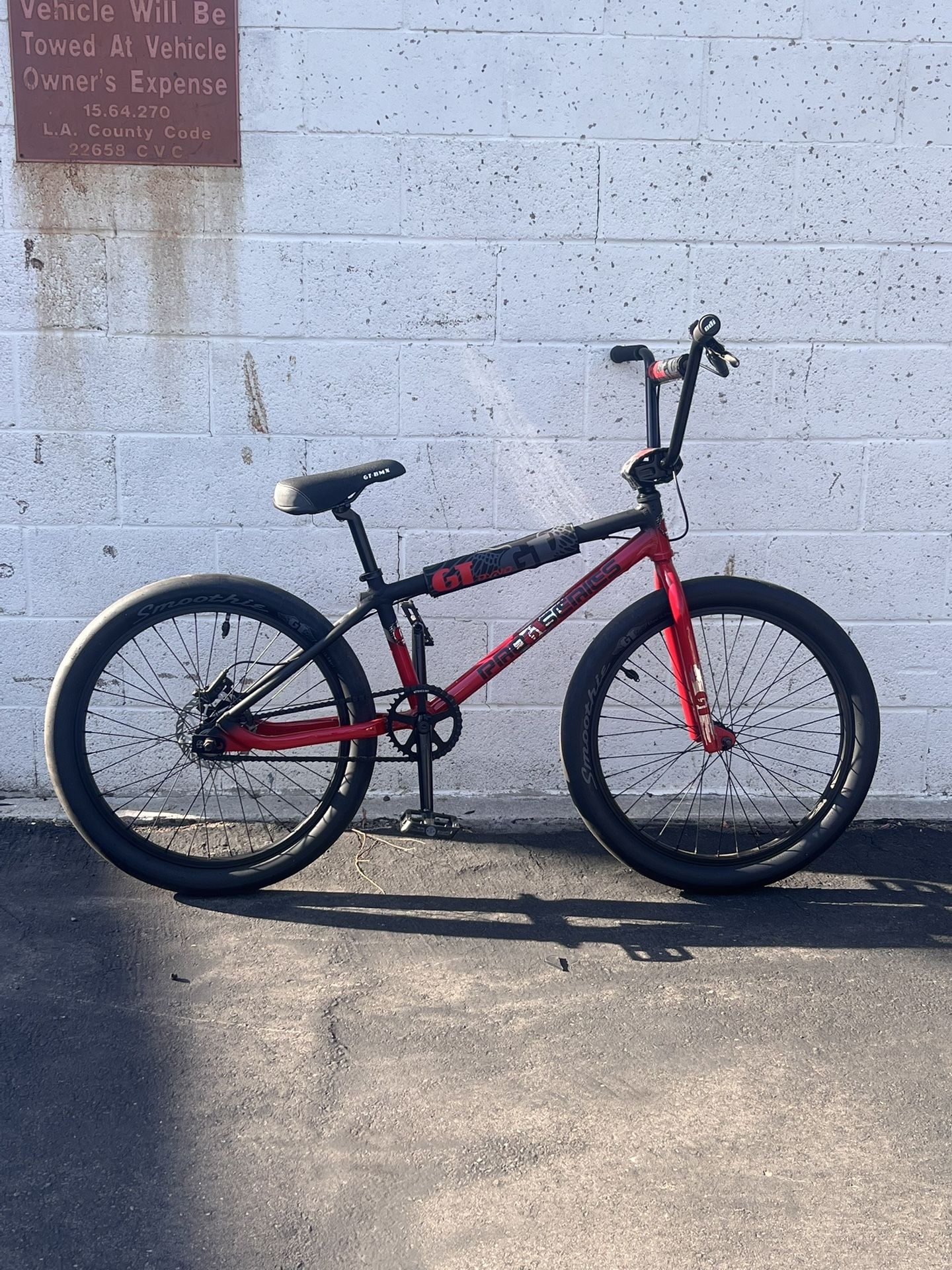 GT Pro Series 24”