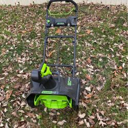 80 V Lithium Max Green Works Pro Snowblower