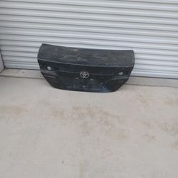 12 To 14 Trunk Cajuela Toyota Camry Le ( Oem)